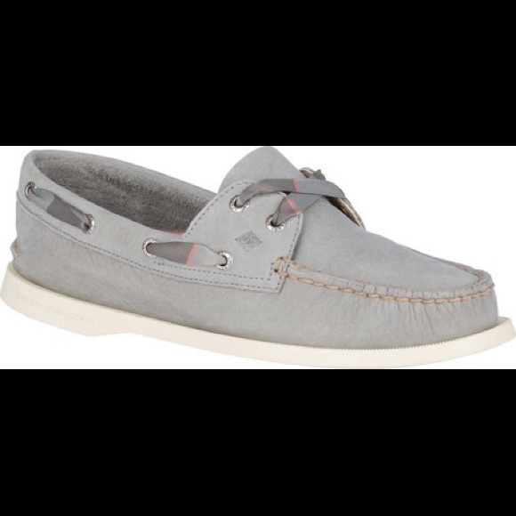 Sperry Top-Sider Original 2-Eye Varsity Boat Shoe - Picture 1 of 7